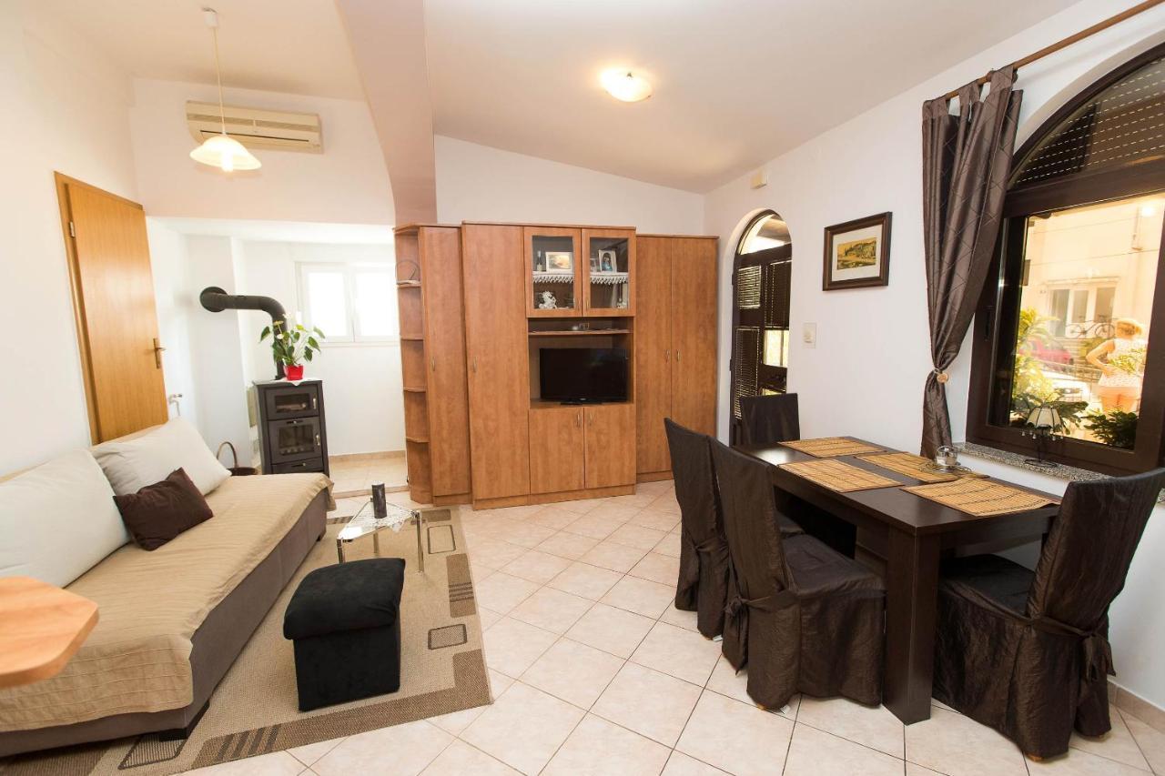 Apartmani Vera Crikvenica Extérieur photo